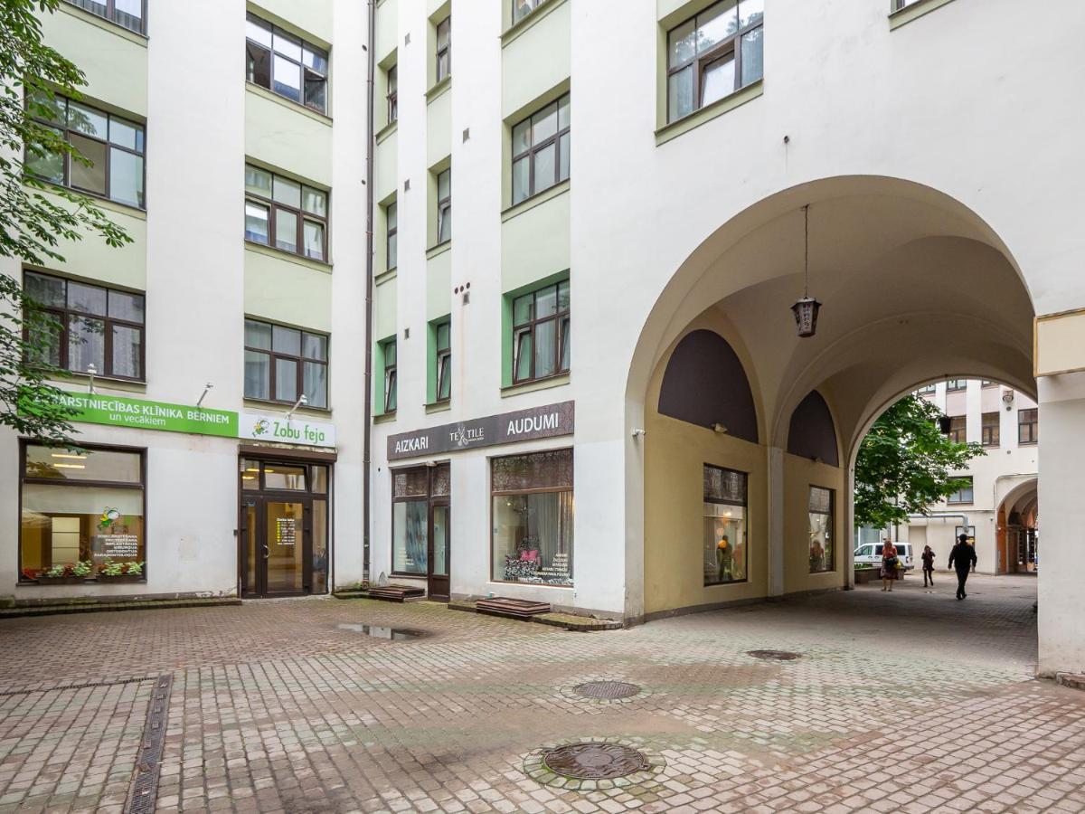 Marijas City Center Apartment Riga Exteriör bild